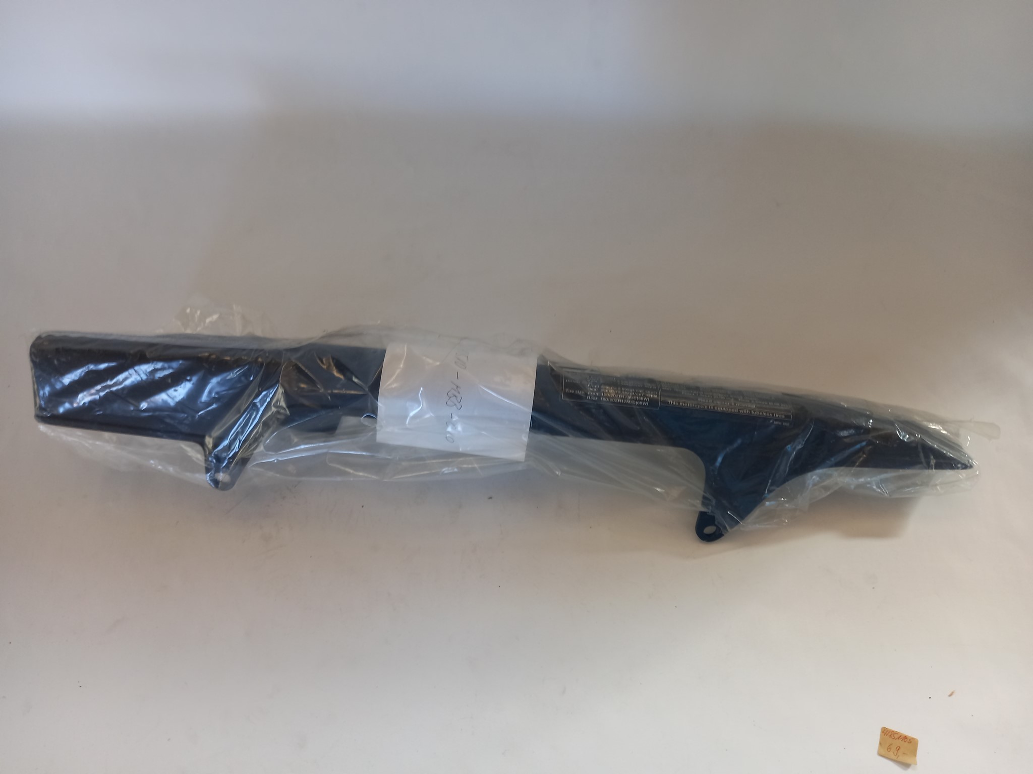 Picture of Honda  GEHAEUSE, ANTRIEBSKETTE  40510-MBB-010